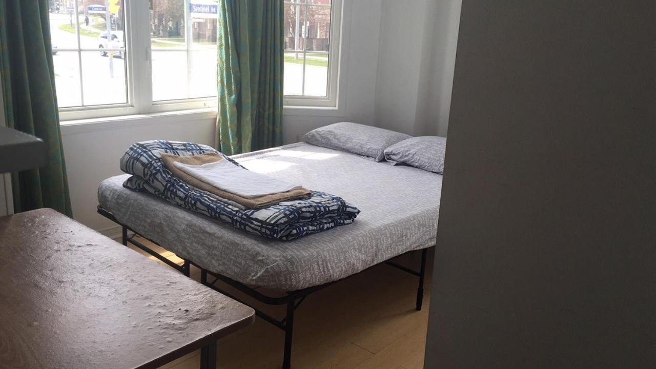 Toronto North Travelers Home ภายนอก รูปภาพ